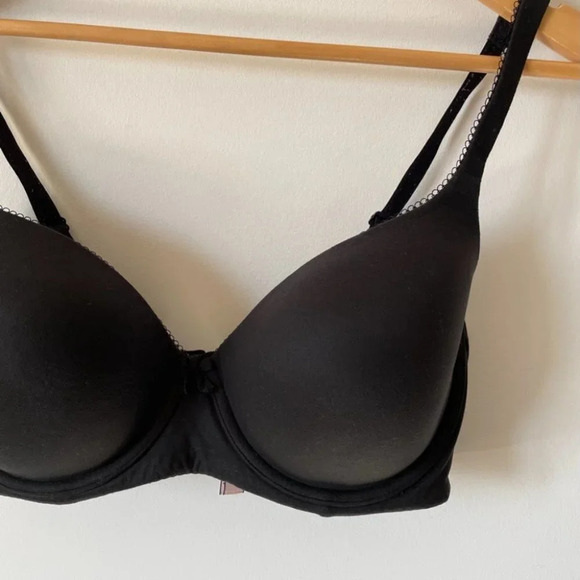 Victoria's Secret Body By Victoria Lined Demi Bra Black Sz 36DD - Picture 3 of 6
